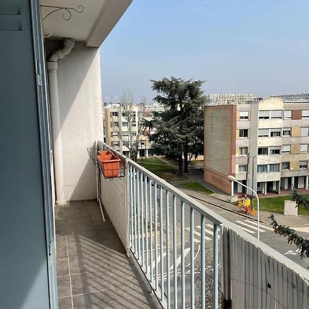 Le Parilly- Appartement 3 Chambres-Parc Parilly Bron Exterior photo